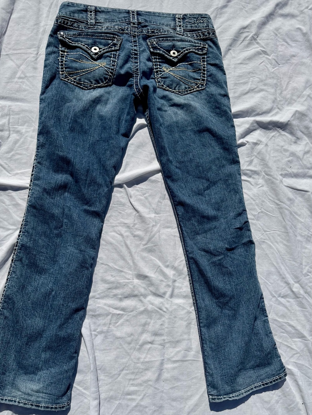 Silver Jeans Bootcut Jeans - Picture 7 of 10